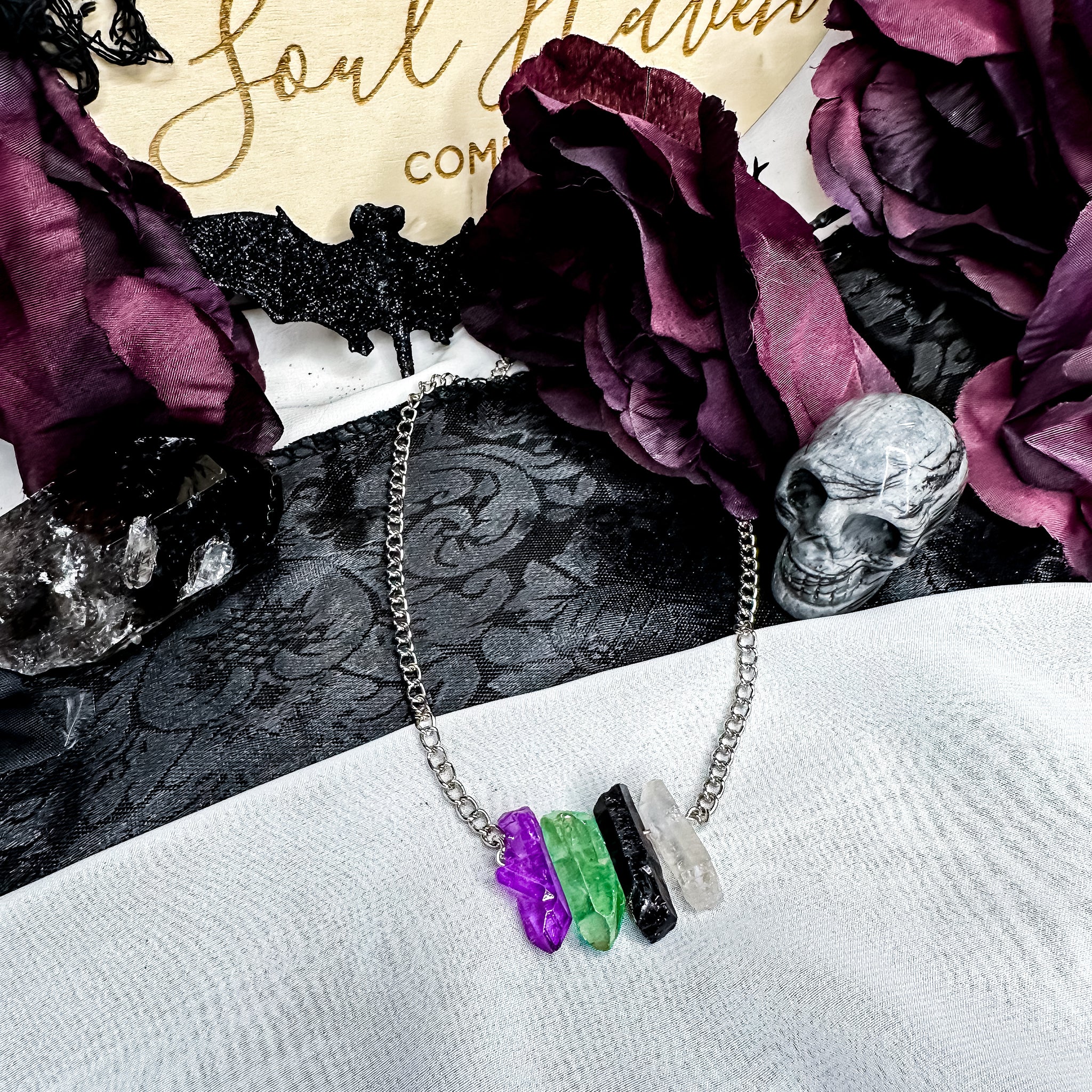 🅦🅔🅘🅡🅓🅞 crystal bar necklaces: more colors available!