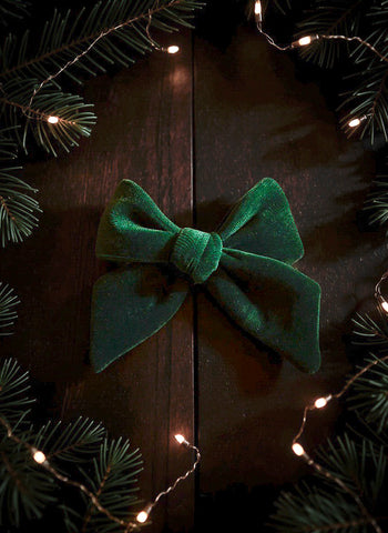 Moody Winter Velvet Bows: Forest