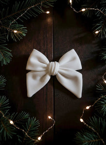Moody Winter Velvet Bows: Ivory